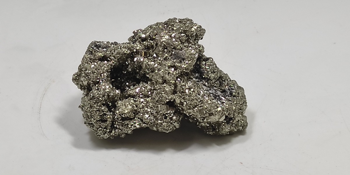 Σιδηροπυρίτης (Pyrites) Σιδηροπυρίτης (Pyrites)