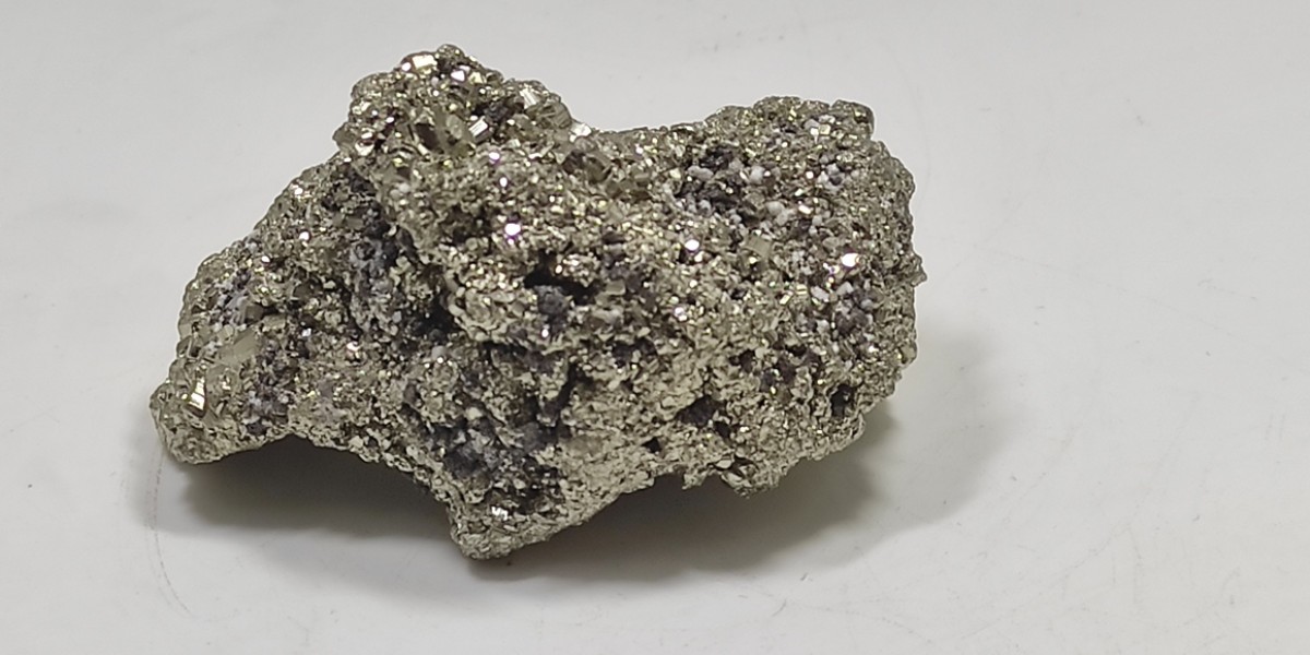 Σιδηροπυρίτης (Pyrites) Σιδηροπυρίτης (Pyrites)