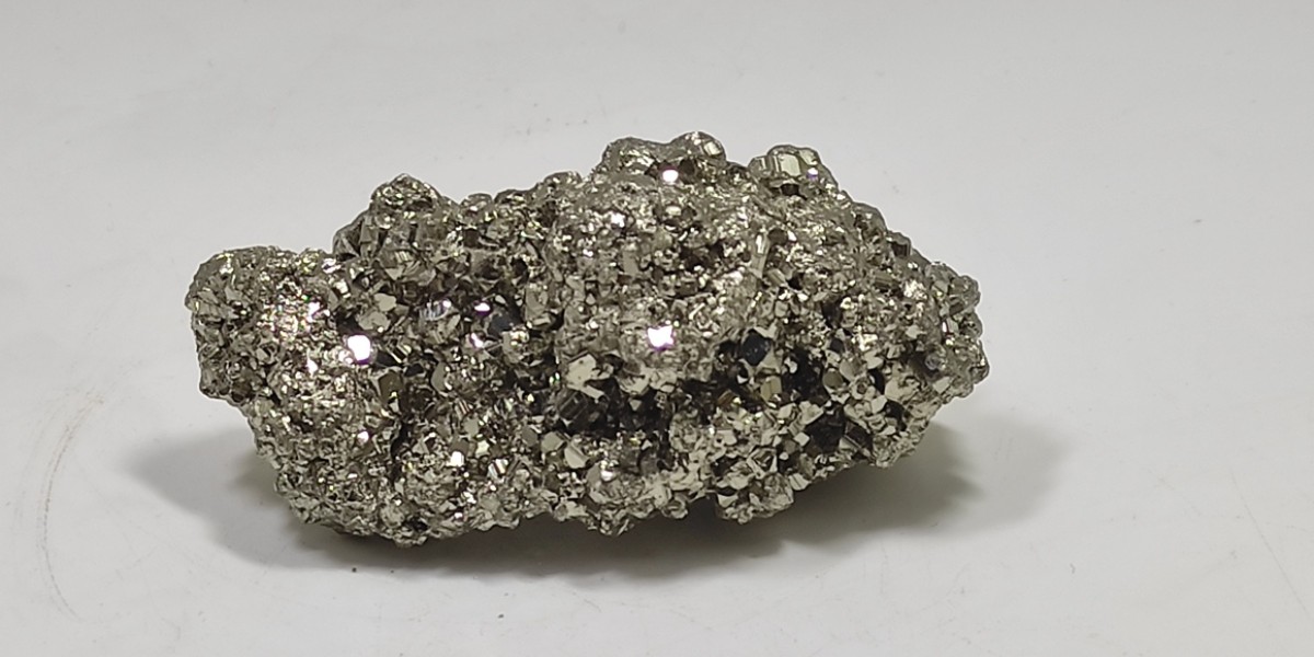Σιδηροπυρίτης (Pyrites) Σιδηροπυρίτης (Pyrites)