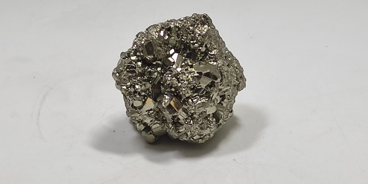 Σιδηροπυρίτης (Pyrites) 