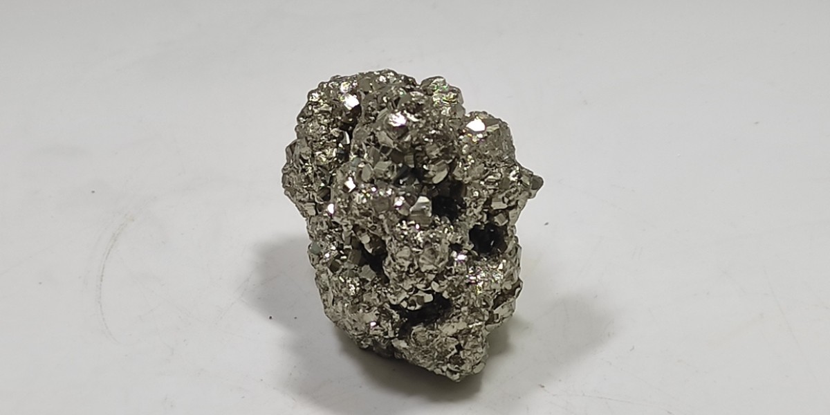 Σιδηροπυρίτης (Pyrites) Σιδηροπυρίτης (Pyrites)