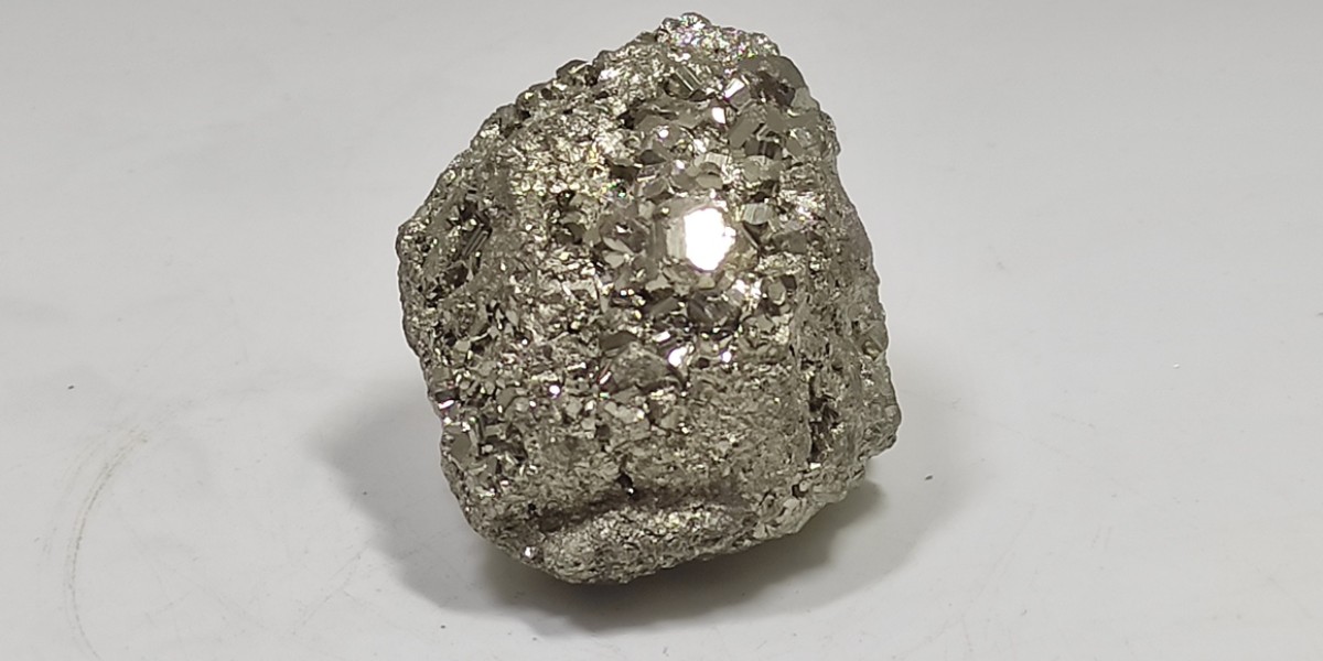 Σιδηροπυρίτης (Pyrites) Σιδηροπυρίτης (Pyrites)