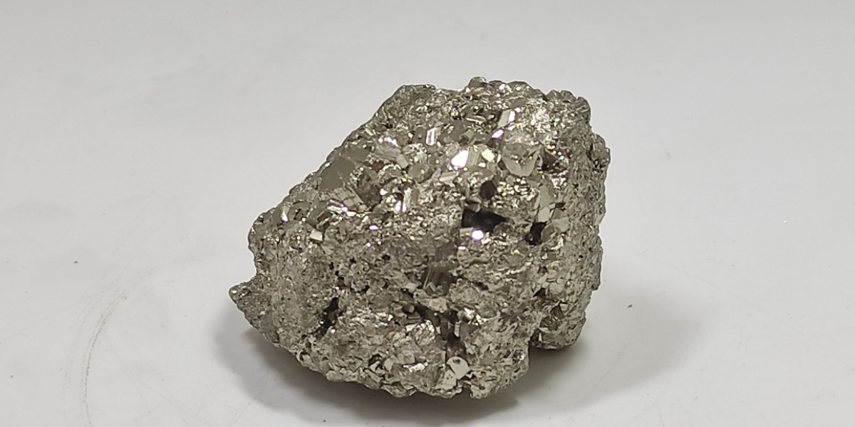 Σιδηροπυρίτης (Pyrites) Σιδηροπυρίτης (Pyrites)