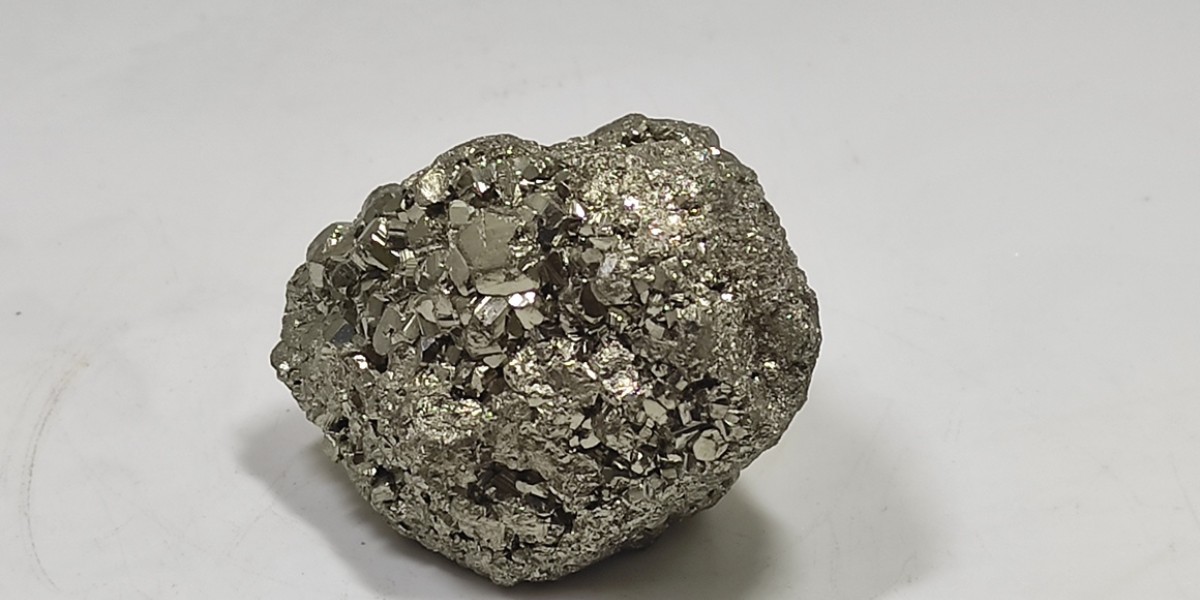 Σιδηροπυρίτης (Pyrites) Σιδηροπυρίτης (Pyrites)