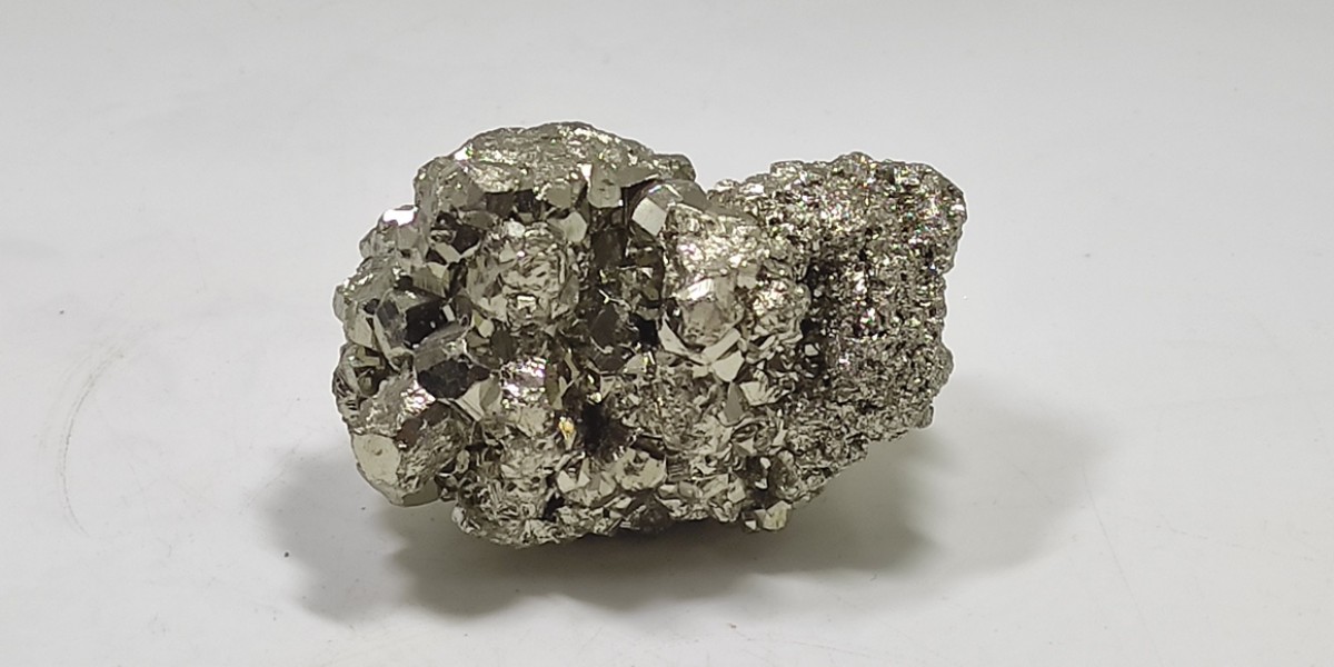Σιδηροπυρίτης (Pyrites) 