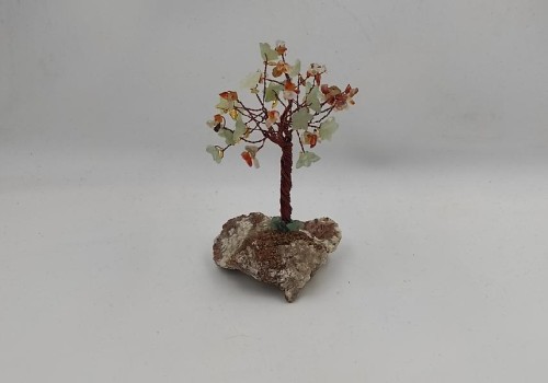 διακοσμητικό δεντράκι με βαρύτη,ζαντ,καρνεόλη και αβεντουρίνη