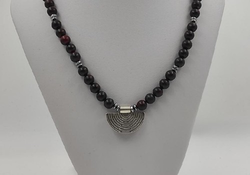 κολιέ από ατσάλι και brass με άιρον τάγκερ και αιματίτης κολιέ από ατσάλι και brass με άιρον τάγκερ και αιματίτης