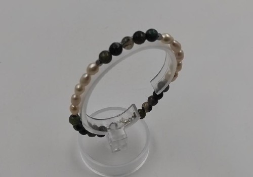 χειροποίητο βραχιόλι από ατσάλι με μαργαριτάρι και αχάτη