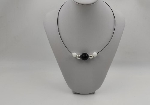 Χειροποίητο κολιέ από ατσάλι με Αχάτη και Όνυχα