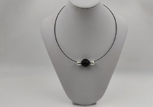 Χειροποίητο κολιέ από ατσάλι με Αχάτη 