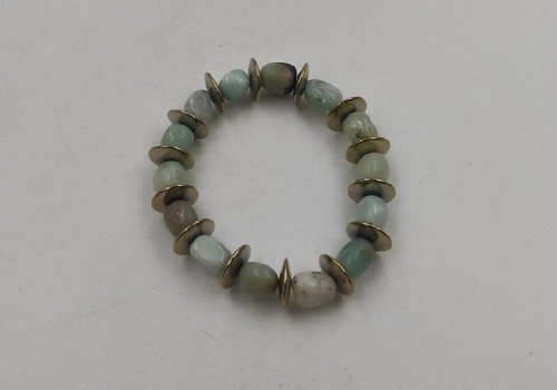 χειροποίητο βραχιόλι με αμαζονίτη και αιματίτη