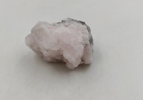 Μαγγανοκαλσίτης