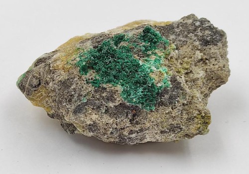 ΒΡΟΧΑΝΤΙΤΗΣ ΛΑΥΡΙΟΥ