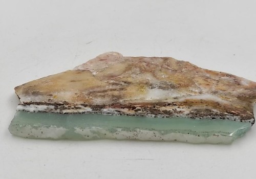 ΣΜΙΣΘΟΝΙΤΗΣ ΛΑΥΡΙΟΥ