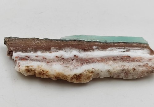 ΣΜΙΣΘΟΝΙΤΗΣ ΛΑΥΡΙΟΥ