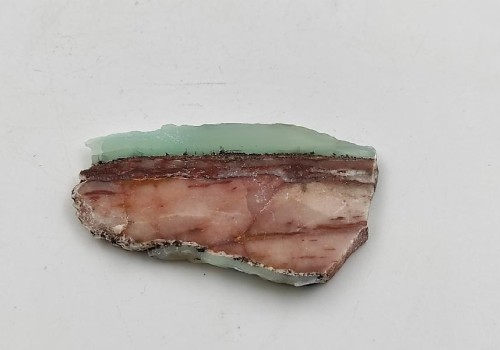 ΣΜΙΣΘΟΝΙΤΗΣ  ΛΑΥΡΙΟΥ