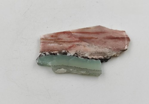 ΣΜΙΣΘΟΝΙΤΗΣ ΛΑΥΡΙΟΥ