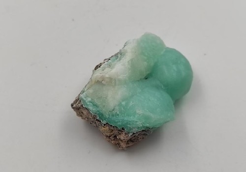 ΣΜΙΣΘΟΝΙΤΗΣ ΛΑΥΡΙΟΥ