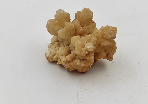 ΑΡΑΓΩΝΙΤΗΣ ΛΑΥΡΙΟΥ ΑΡΑΓΩΝΙΤΗΣ ΛΑΥΡΙΟΥ