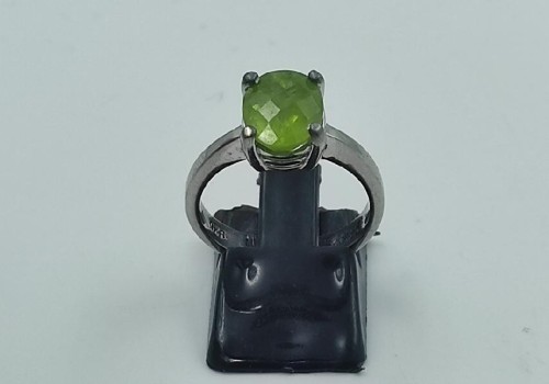 Χειροποίητο δαχτυλίδι από ασημί 925 με Περίδοτο