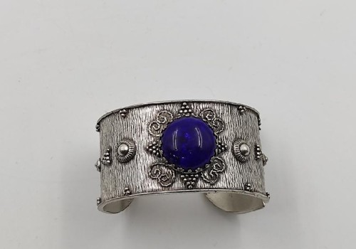 Χειροποίητο βραχιόλι απο brass και φυσικό Σοδάλιθος Χειροποίητο βραχιόλι απο brass και φυσικό Σοδάλιθος