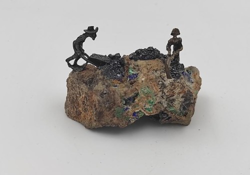 ΔΙΑΚΟΣΜΗΤΙΚΟ ΜΕ ΜΕΤΑΛΛΩΡΥΧΟΥΣ