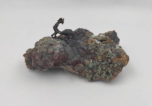 ΔΙΑΚΟΣΜΙΤΗΚΟ ΜΕ ΜΕΤΑΛΛΩΡΥΧΟΥΣ