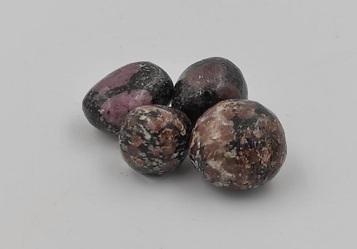 ΓΡΑΝΑΤΗΣ ΑΛΜΑΔΙΝΗΣ