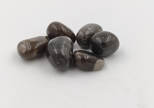 ΟΝΥΧΑΣ  ΜΑΎΡΟΣ